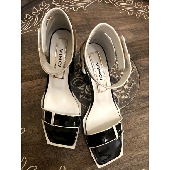 Vinci Black and White Block Heel Sandal - Picture 1 of 5
